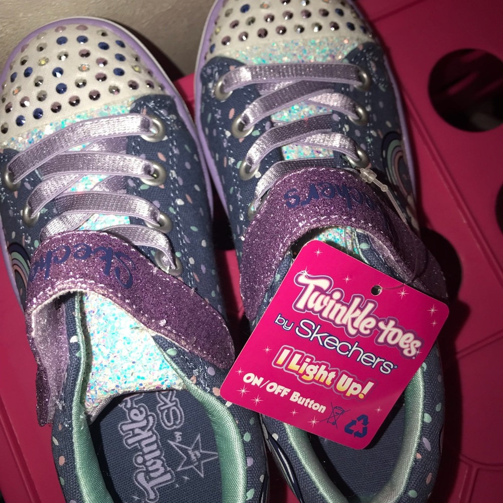 Girls twinkle toes BNIB!